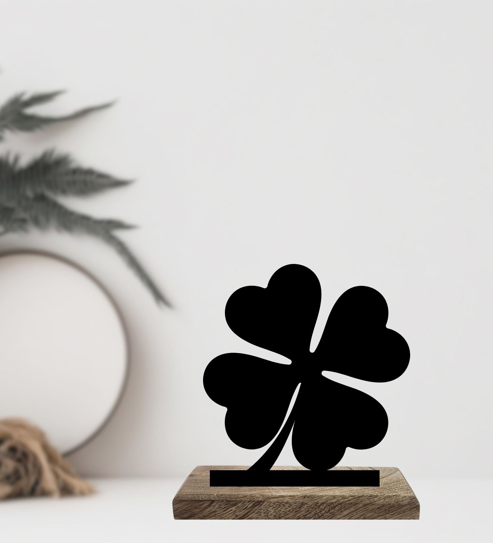 Lucky Charm Set of 2 Table Décor