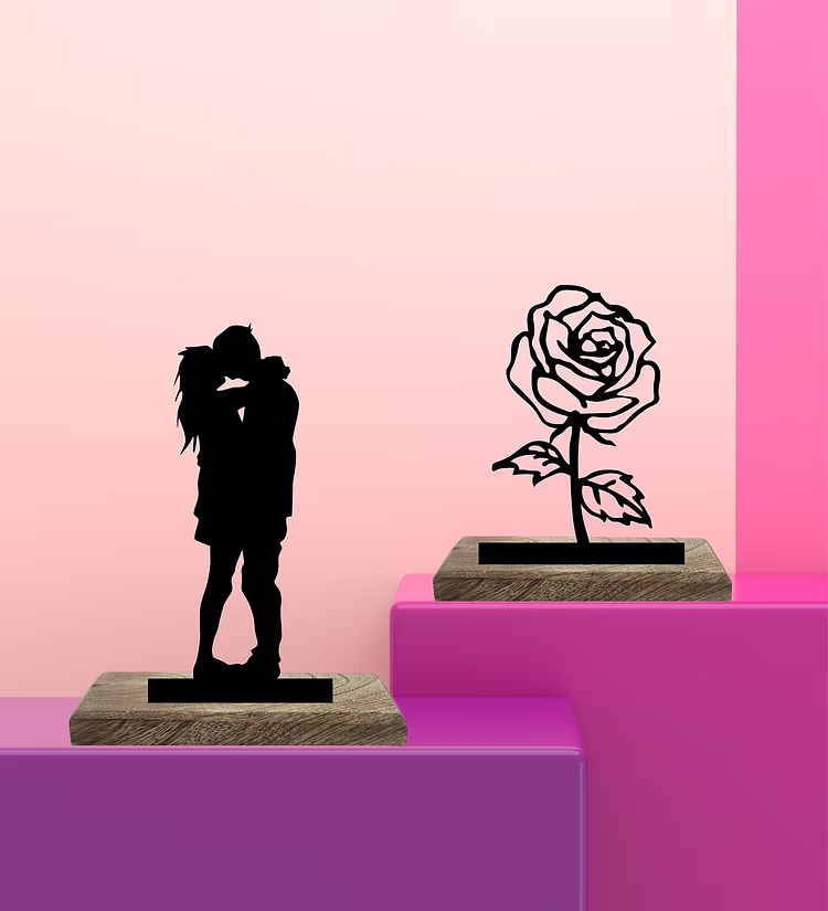 Bonded Hearts Set of 2 Table Décor