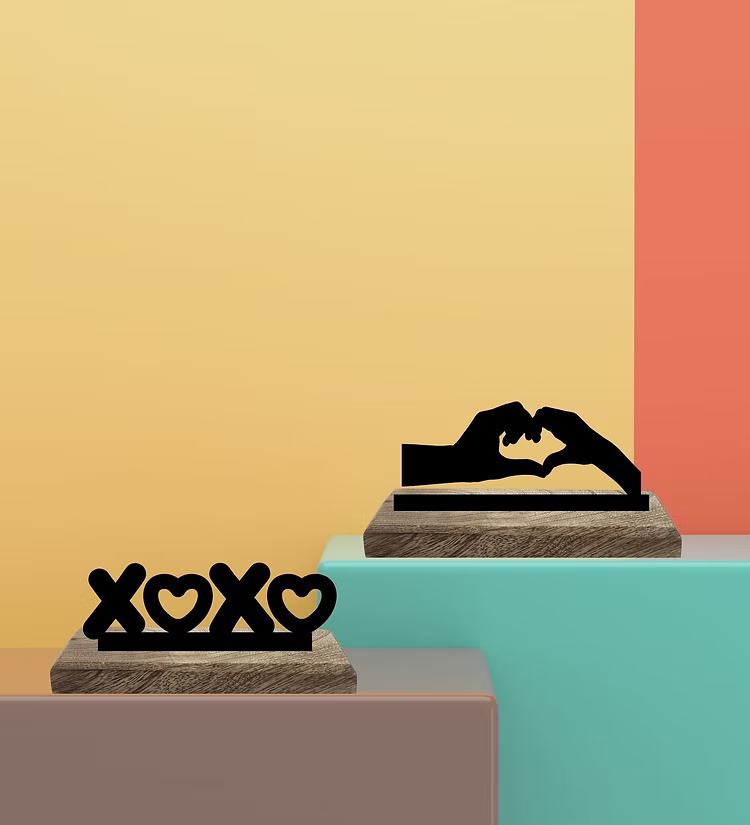 XOXO Lovebirds Set of 2 Table Décor