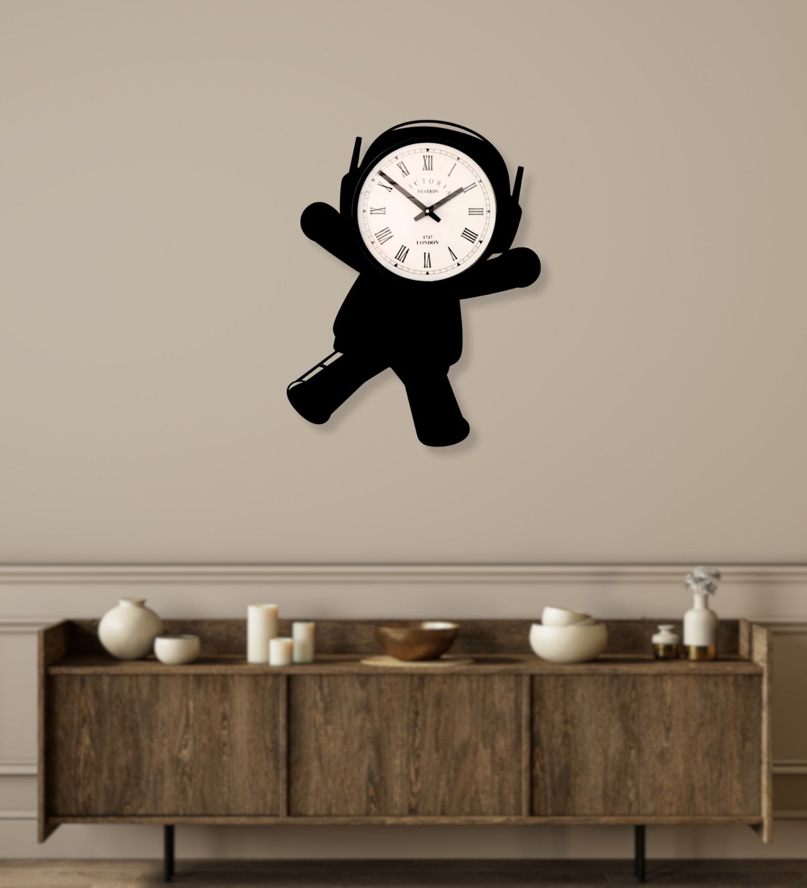 Astronaut Wall Clock