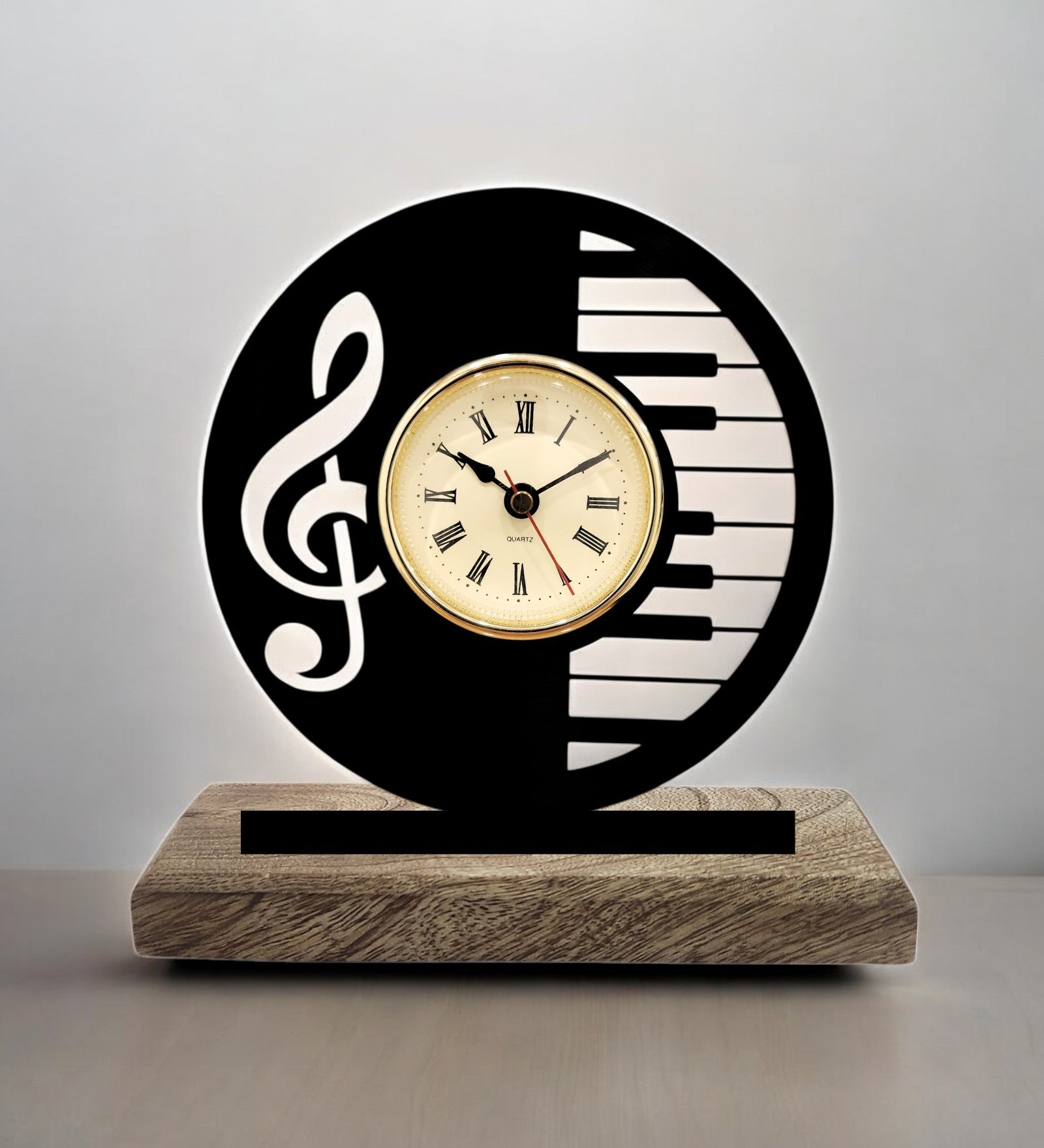 Musical Piano Black Table Clock