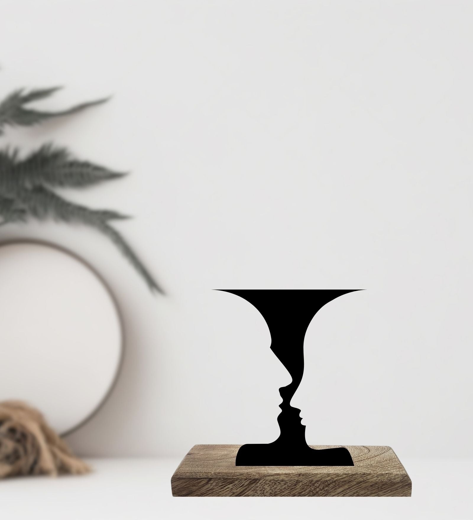 Knight's Mirage Set of 2 Table Décor