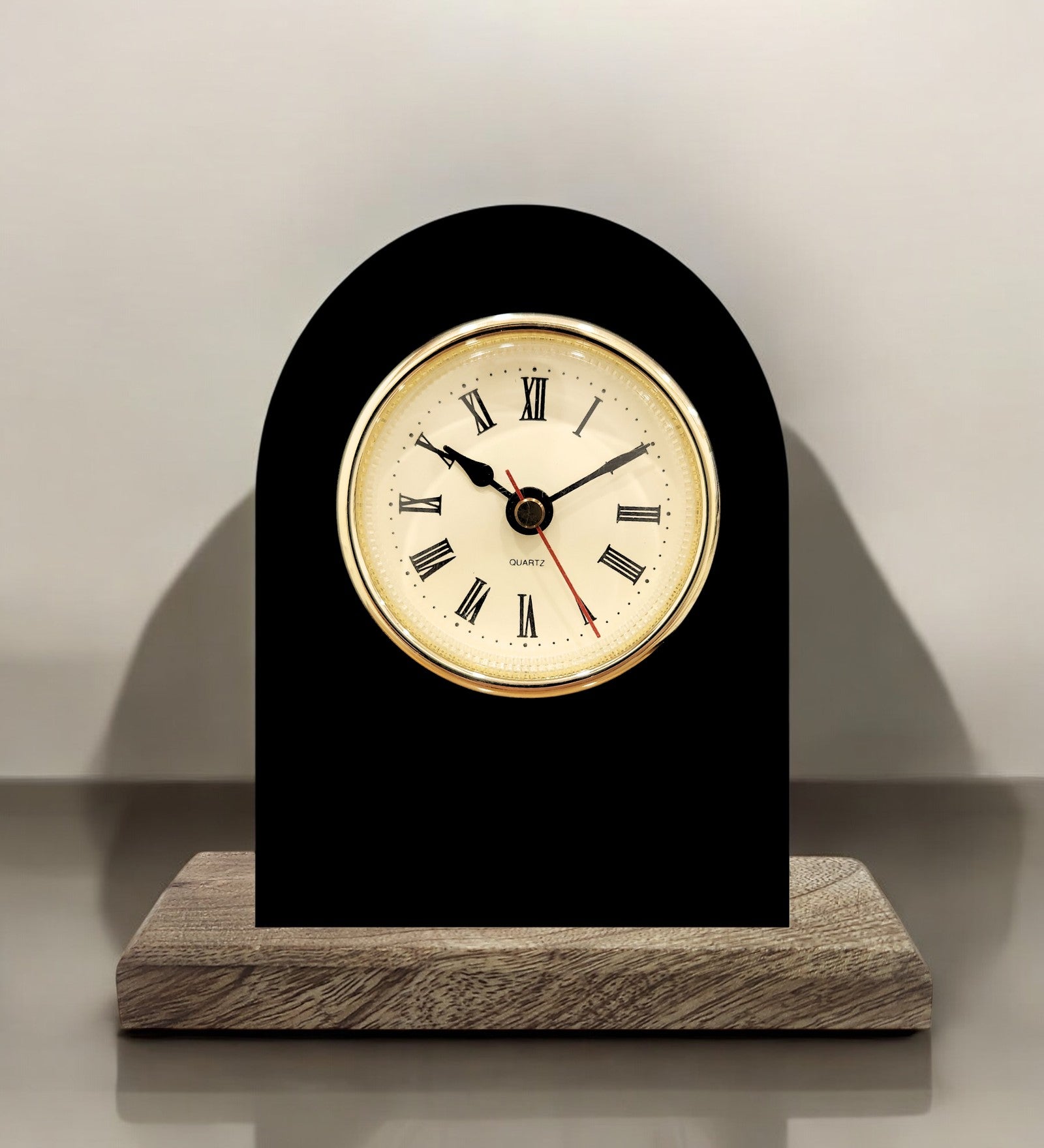 Minimalist Modern Black Table Clock