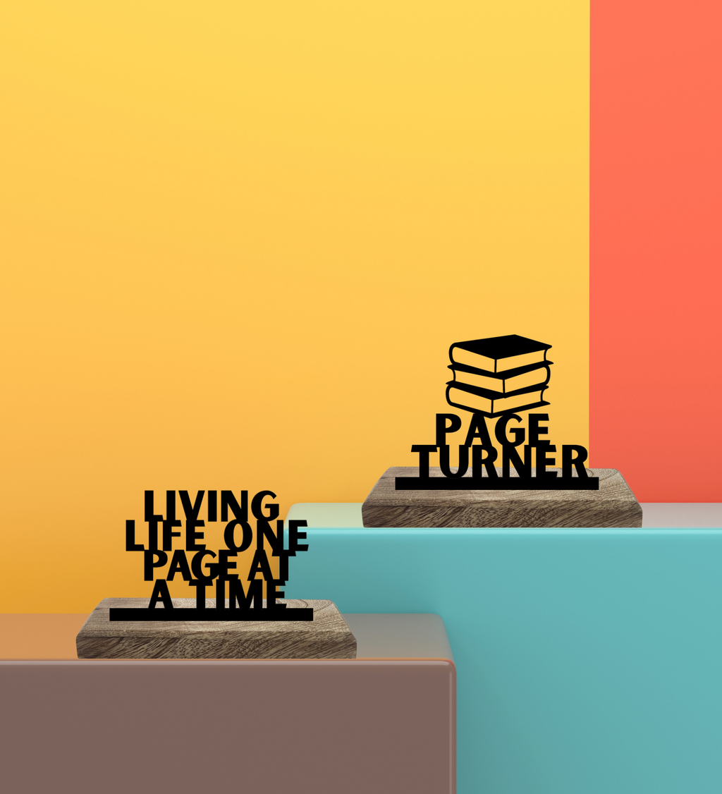 Page Turner Set of 2 Table Décor