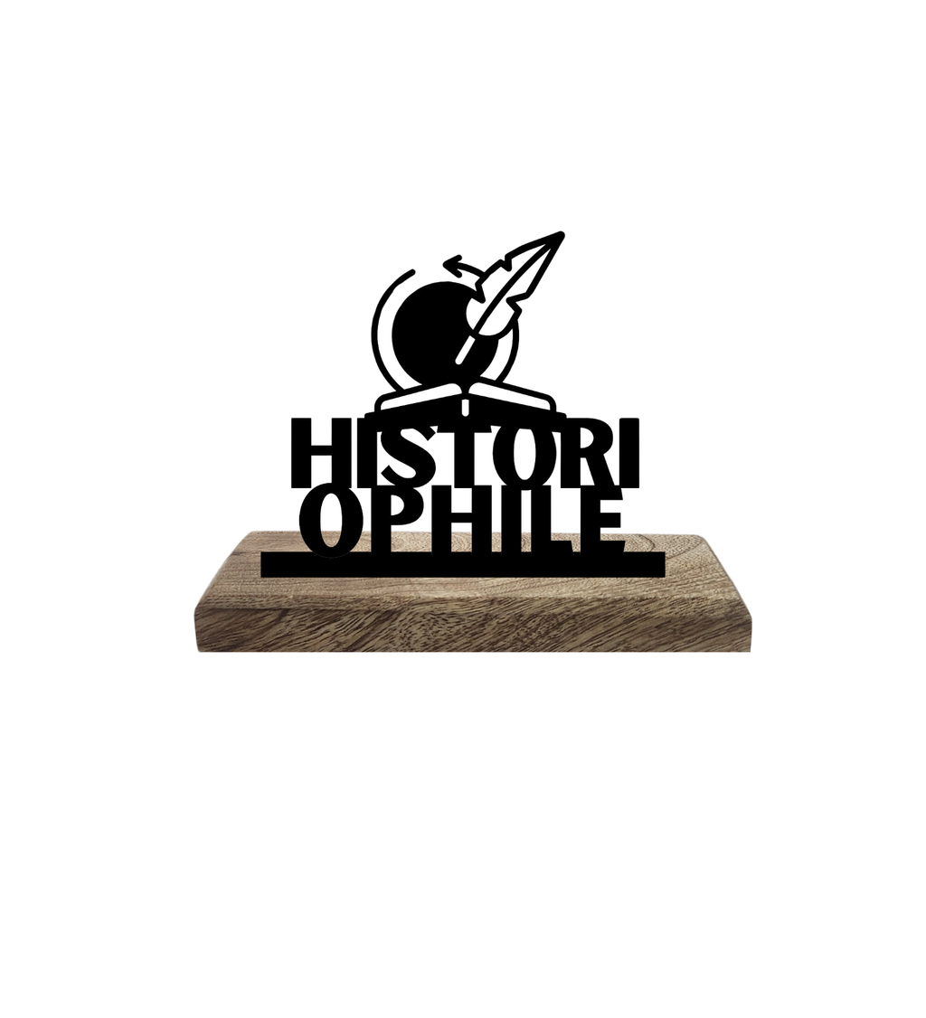 Historiophile Set of 2 Table Décor